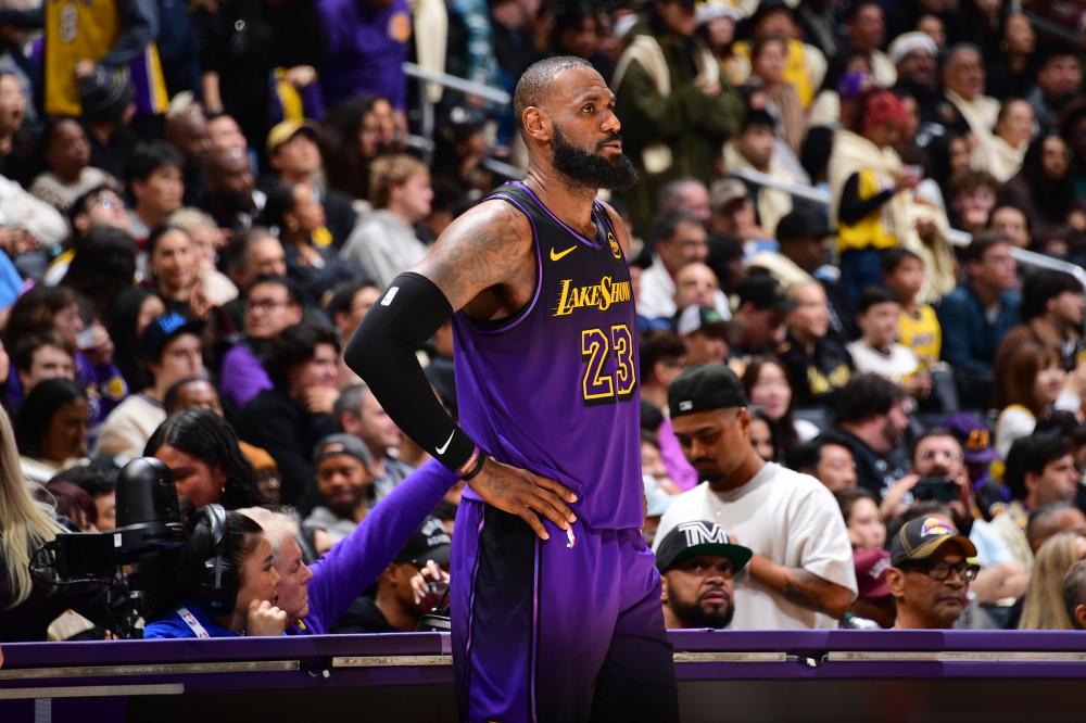 但吴艳妮做 但吴艳妮做