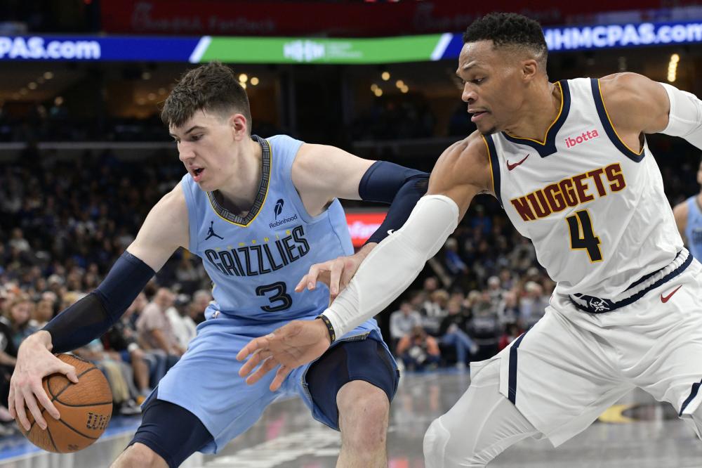 何步入这个 何步入这个