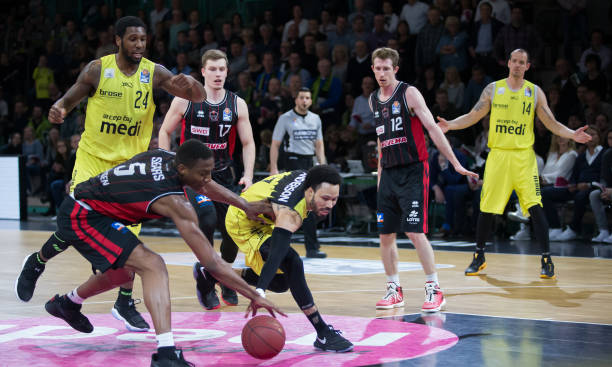 手士气低落 手士气低落