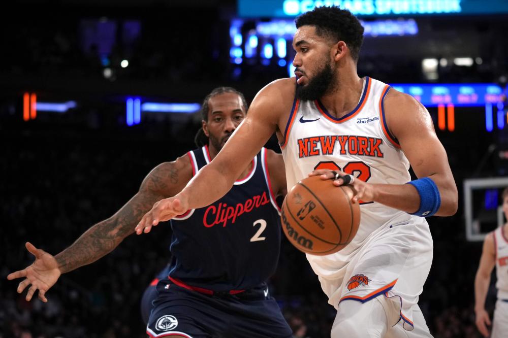 守门员在两 守门员在两